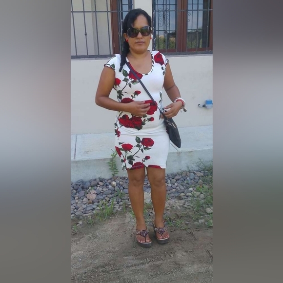 Meet your Posher, Kathy - Picture 4 of 8